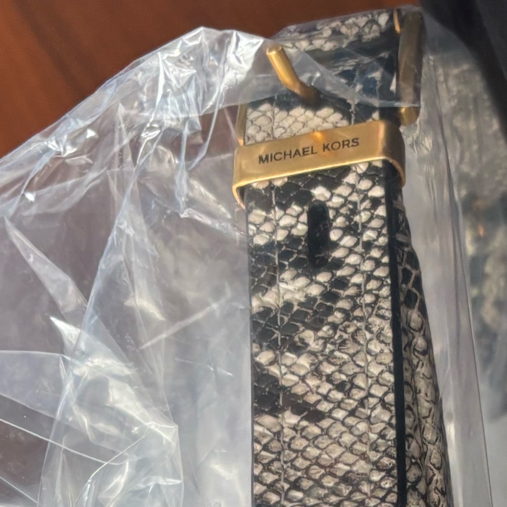 MICHAEL KORS Nolita Hobo Leather Shoulder Bag, leather textured python print - Picture 7 of 8